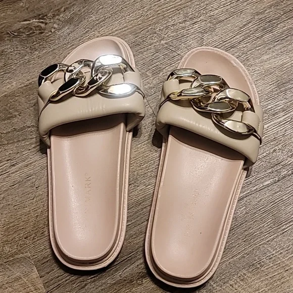 Primark Slide Size 8 - Picture 1 of 3